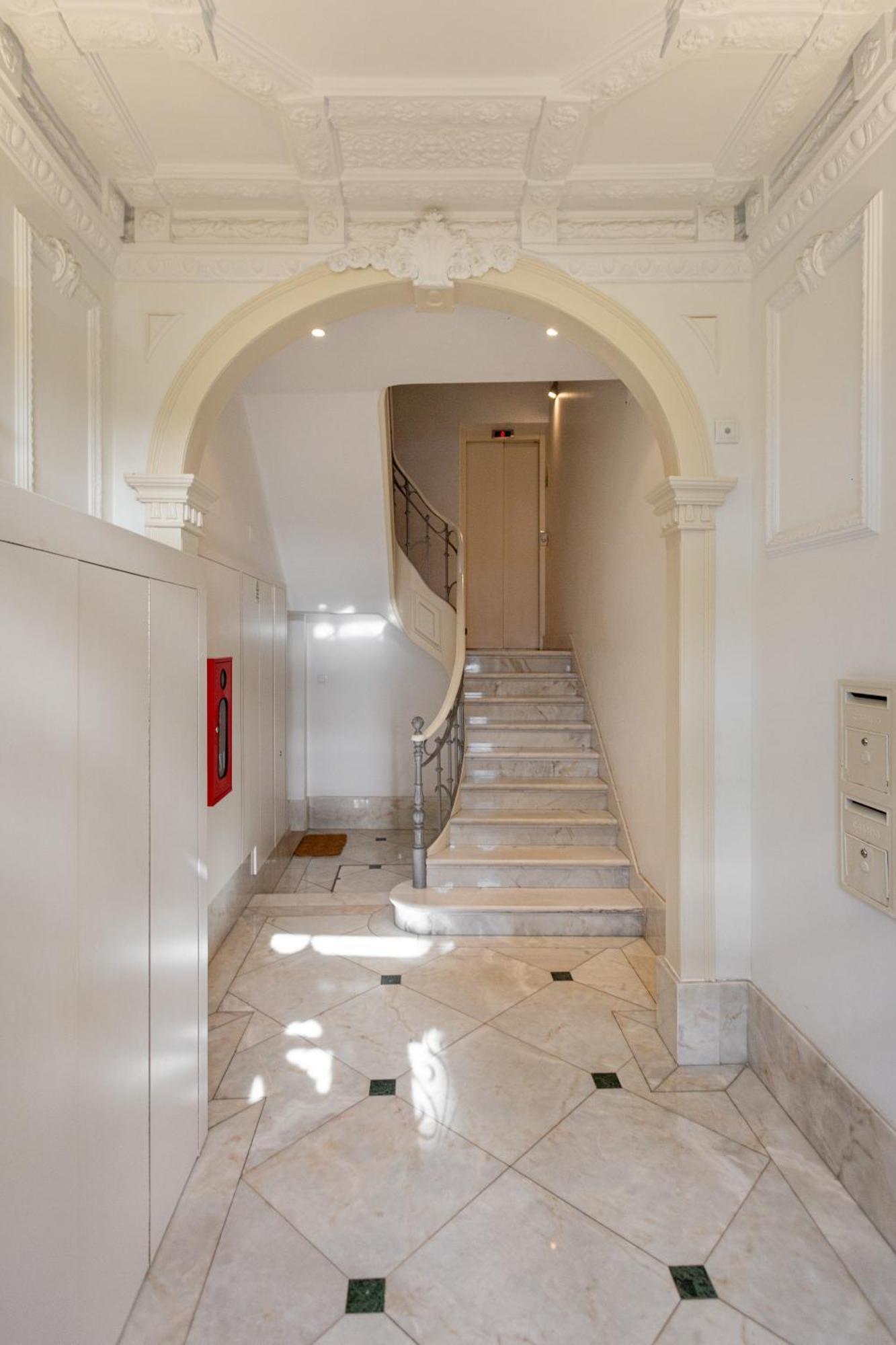 Joivy Delightful 2-bed Flat Near Park *