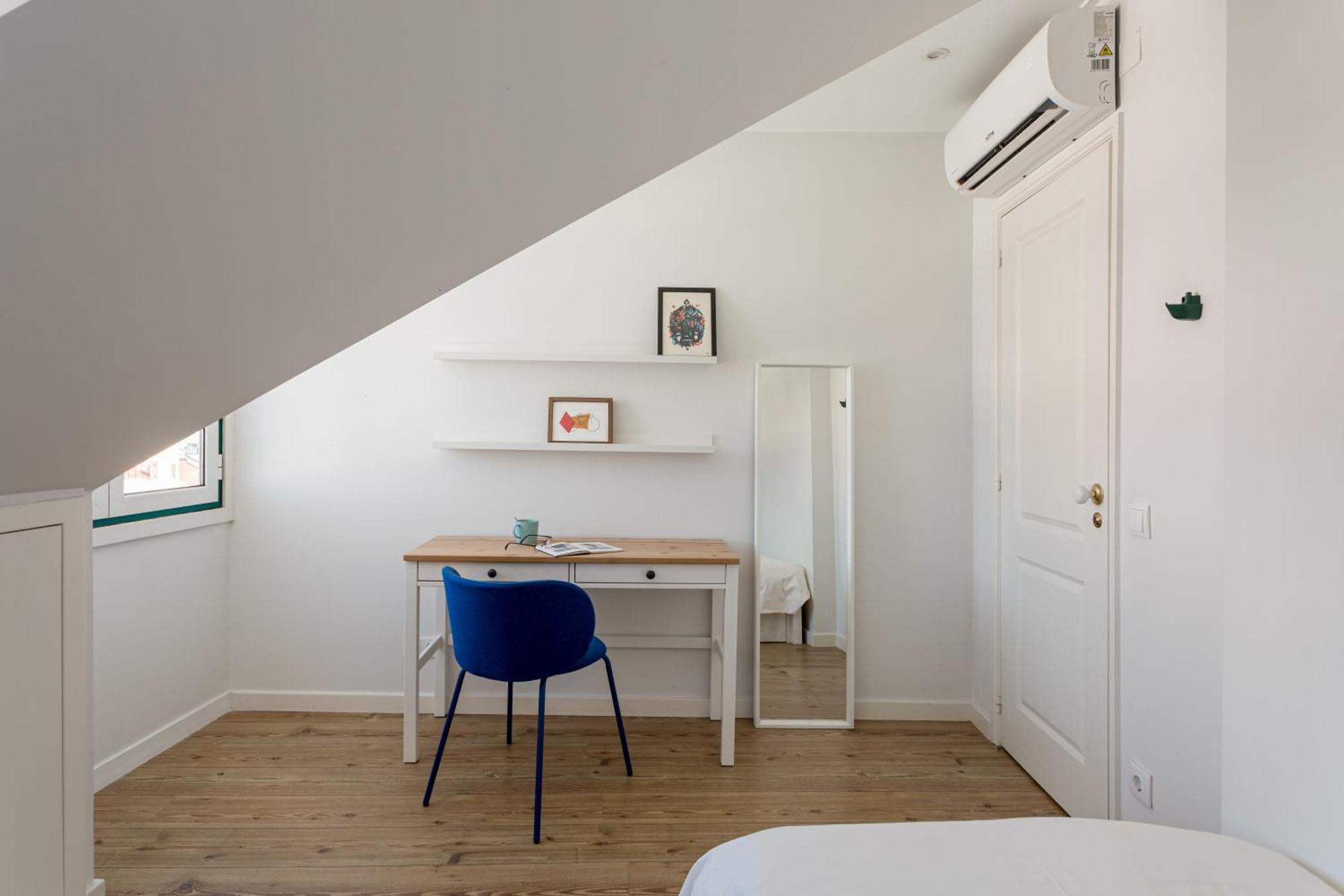 Joivy Delightful 2-bed Flat Near Park Apartment